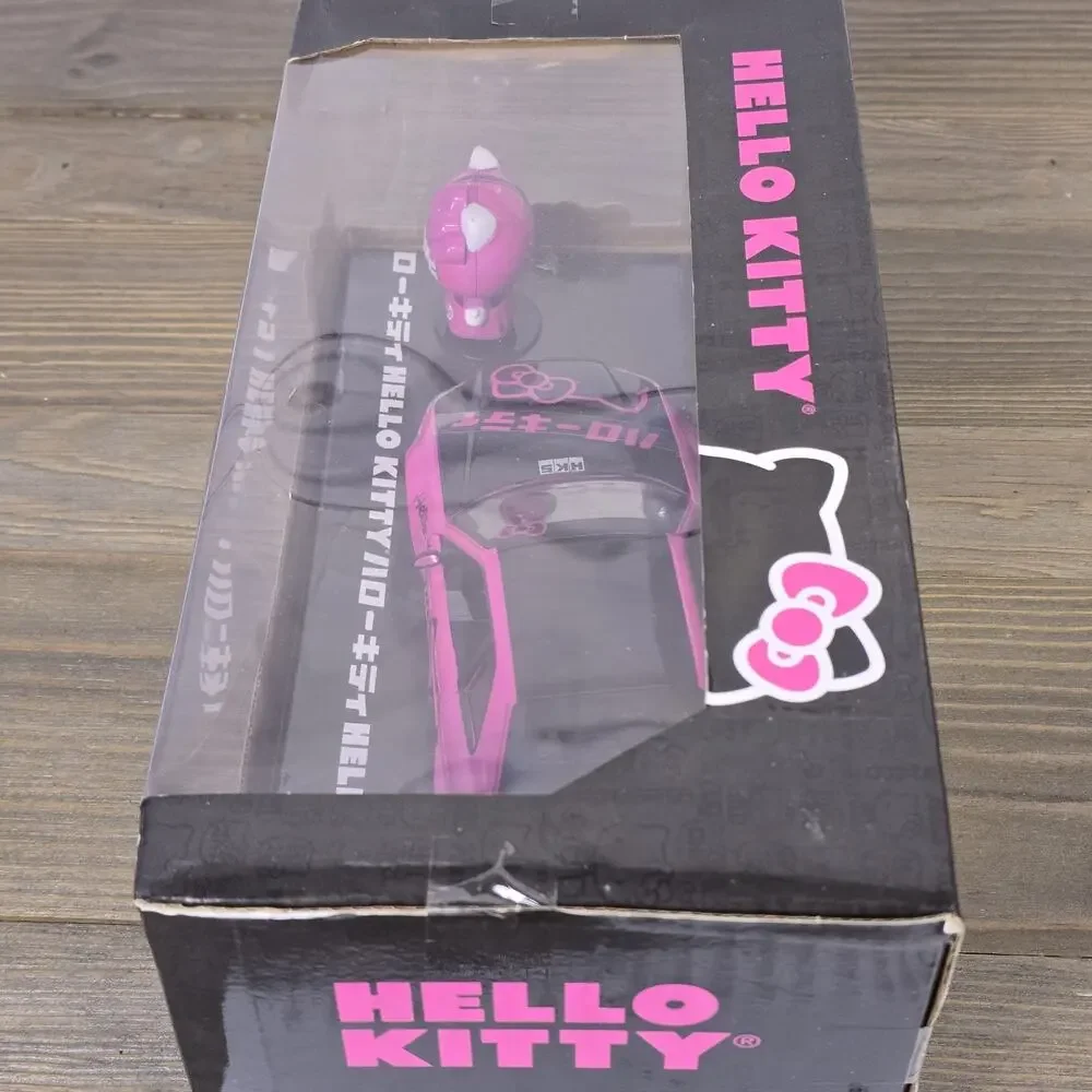 Jada Toys - 1/24 2002 Nissan Skyline GT-R (BNR34) with Hello Kitty Figure -